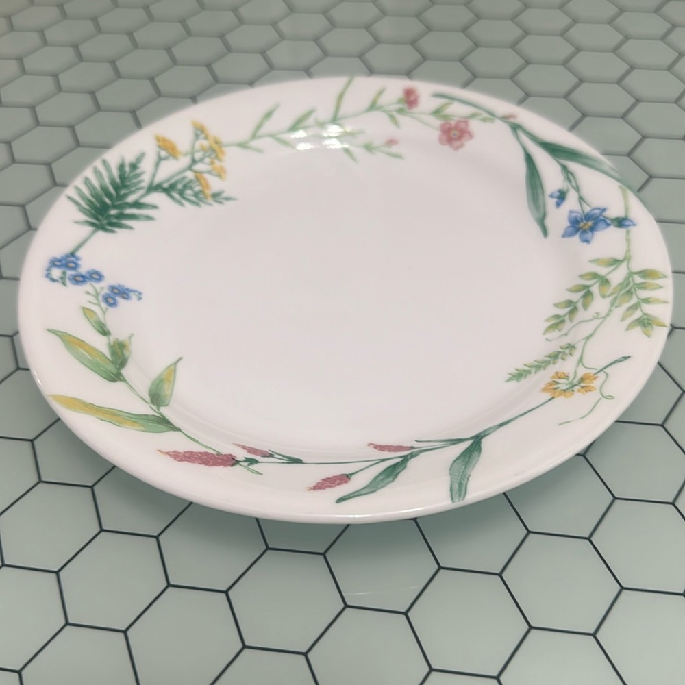 Corelle “My Garden” Vintage Pattern Dessert Plate (1)